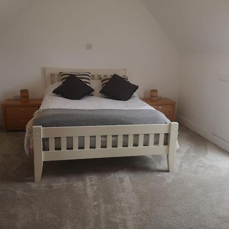 Spacious And Warm 2 Bedroom Apartment Sleeps Up To 5 Athy Buitenkant foto